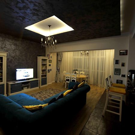 Magic Apartment Braşov Buitenkant foto