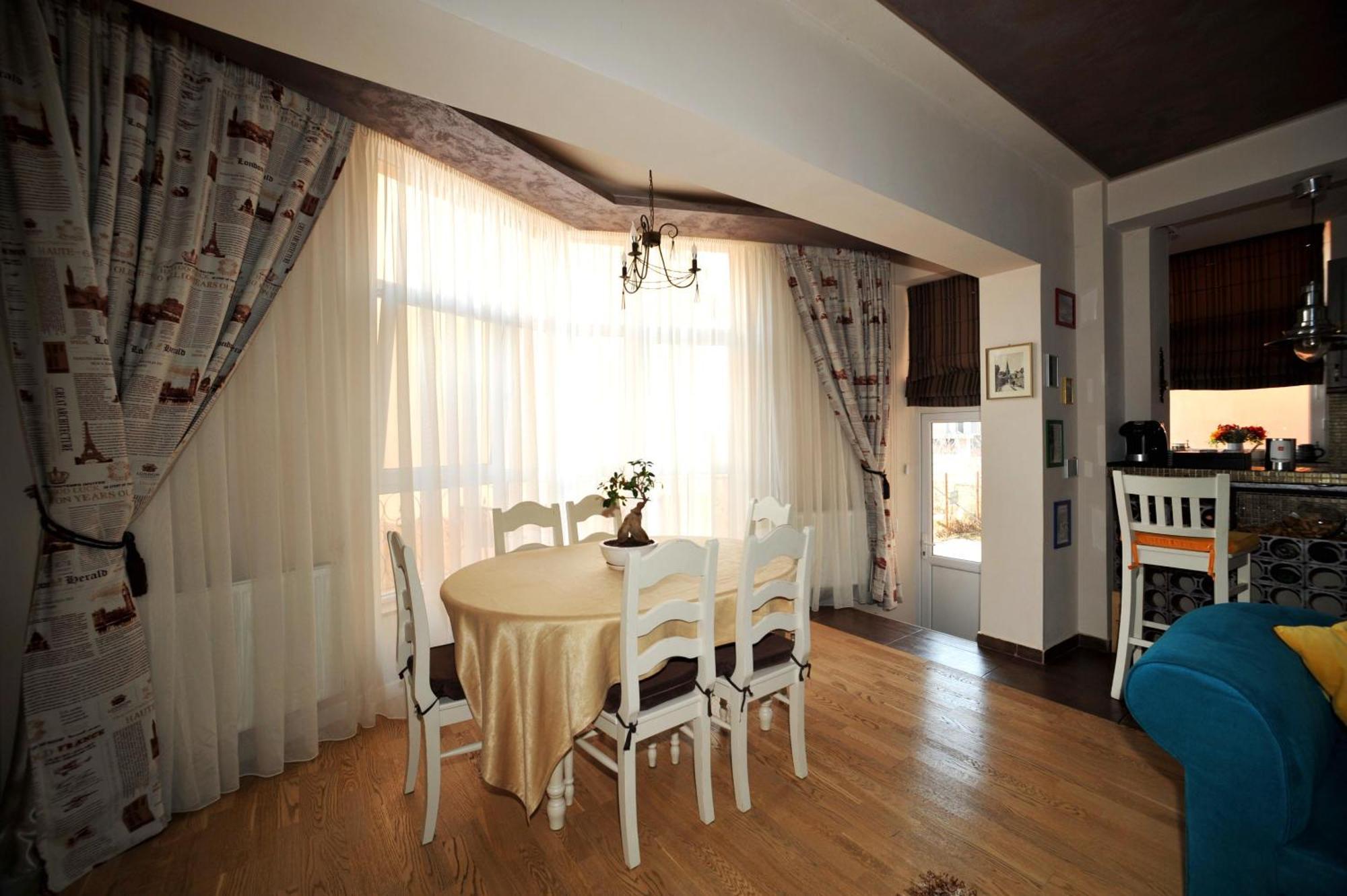 Magic Apartment Braşov Buitenkant foto